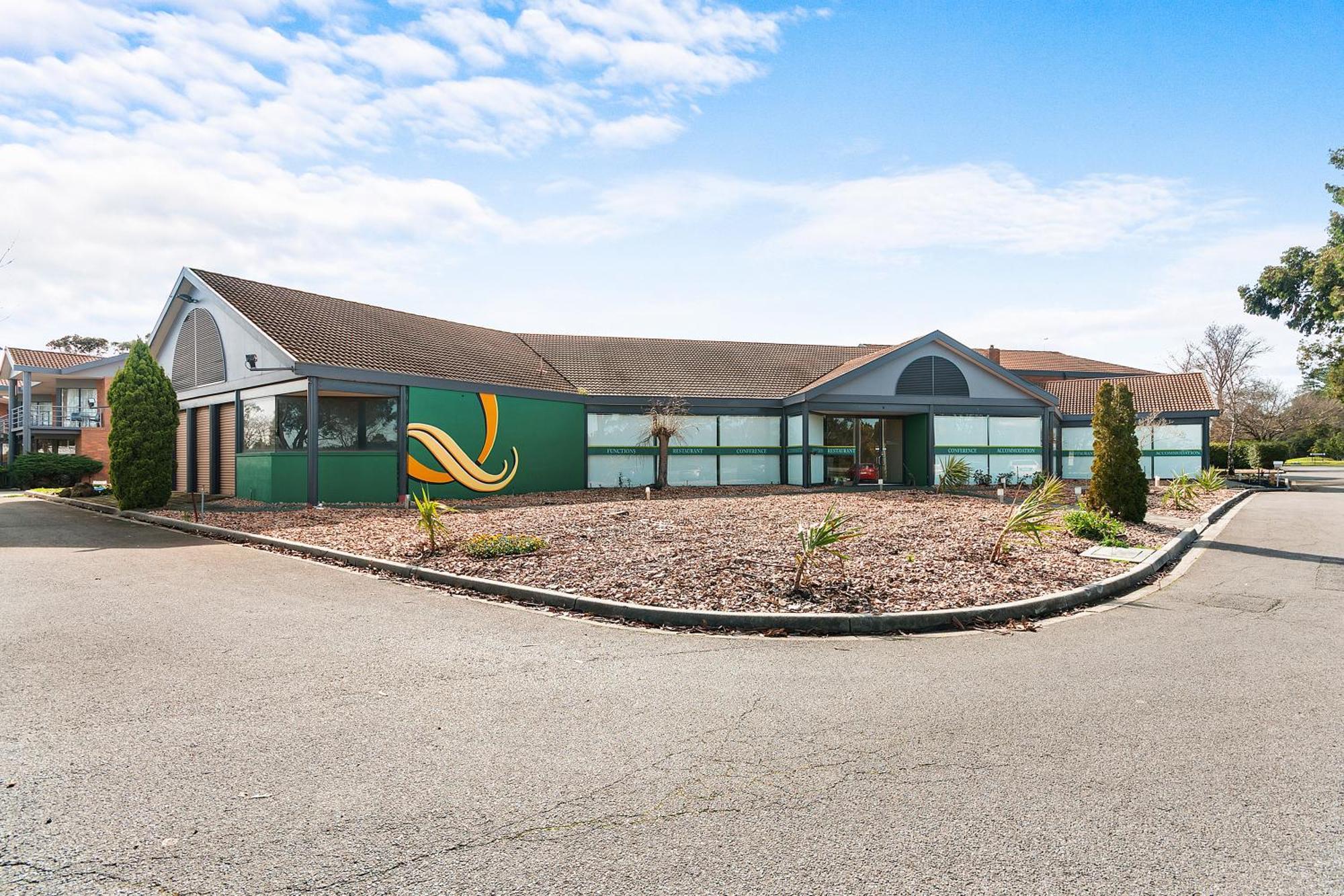 Quality Inn & Suites Traralgon Exterior photo